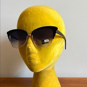 New Oversized Retro Butterfly Sunglasses UV Protected Statement Glasses